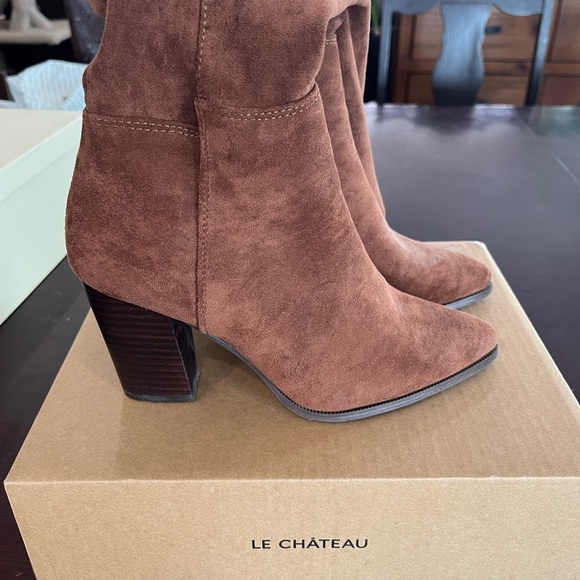 le chateau Shoes - le chateau Women's Brown Faux Suede Over the Knee Boots